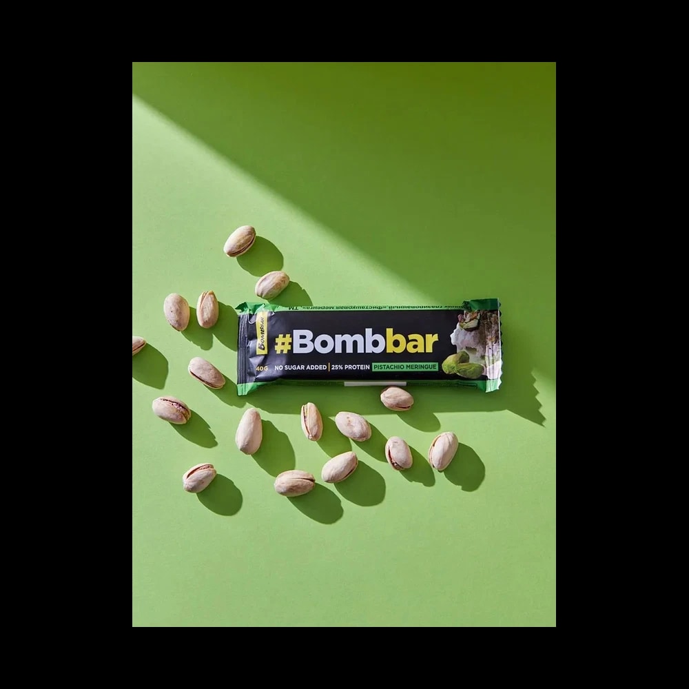 Bombbar Chocolate Covered Protein Bar with Pistachio Meringue Flavor No Sugar Added 30x40g